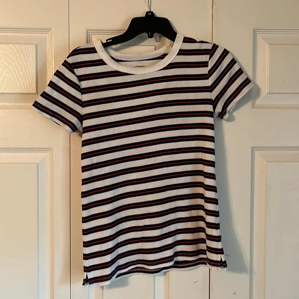 Womens slim fit tshirt